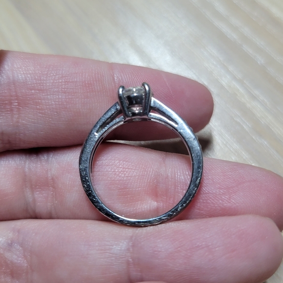 Promise/engagement style Swarovski ring - Picture 3 of 4